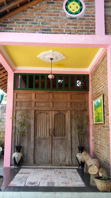 Jaswan Inn Borobudur Magelang Extérieur photo