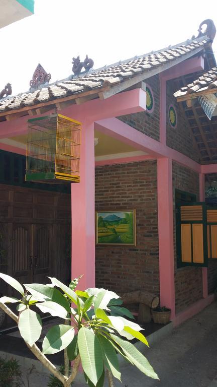 Jaswan Inn Borobudur Magelang Extérieur photo