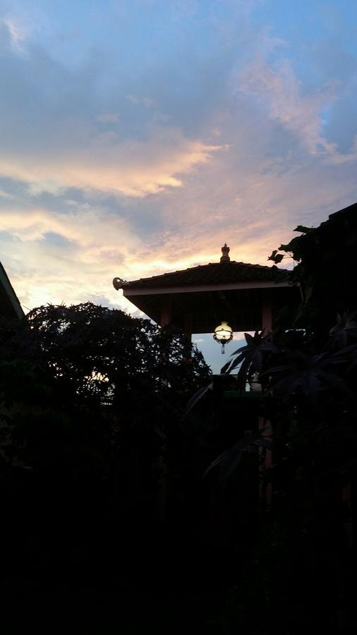 Jaswan Inn Borobudur Magelang Extérieur photo